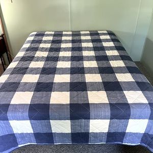 Light weight comforter